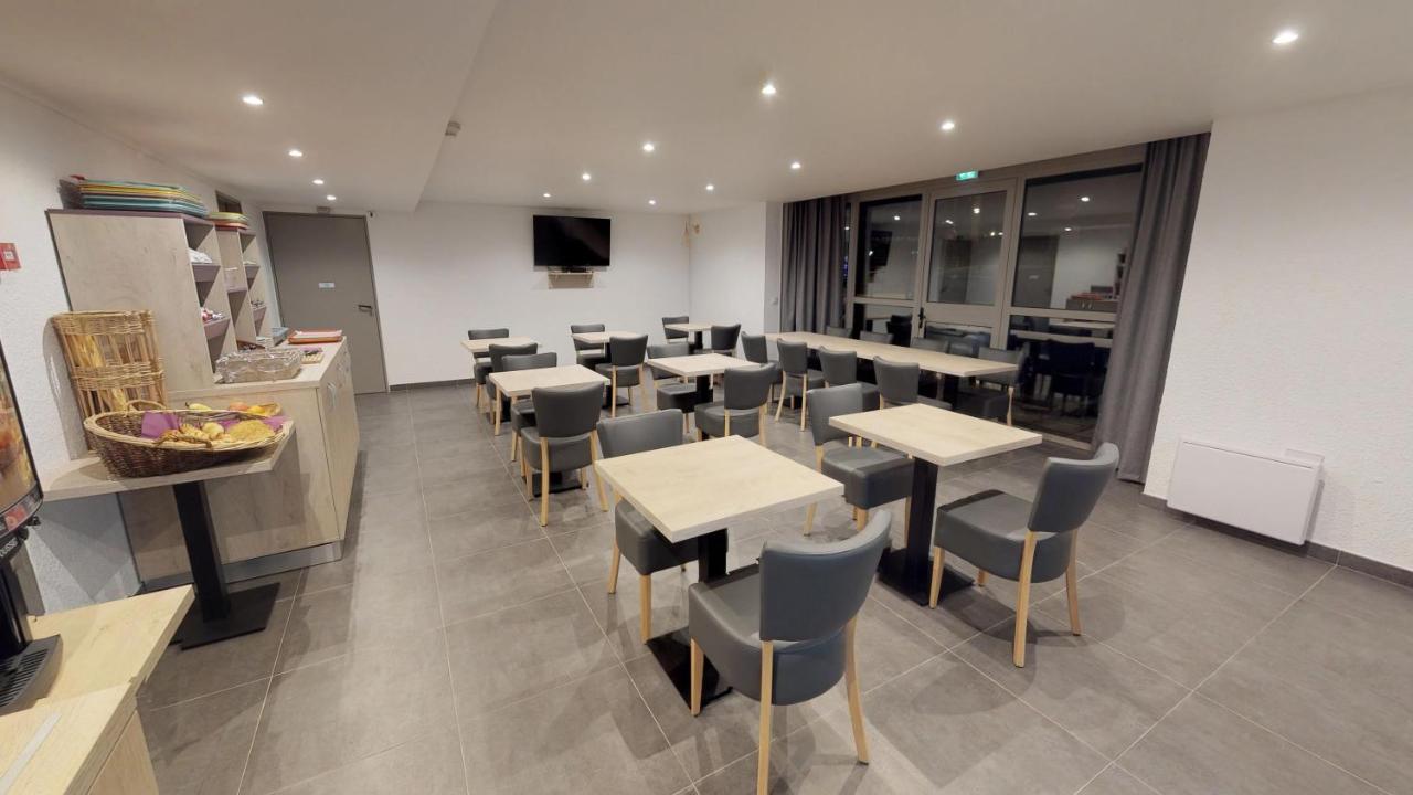 Hotel Du Stade Ex Kyriad Direct Lille Est Stade Pierre Mauroy Villeneuve-d'Ascq Exterior foto